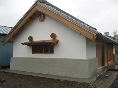 香取市街歩き観光トイレ(観光地魅力アップ緊急整備事業活用 写真:千葉県提供)